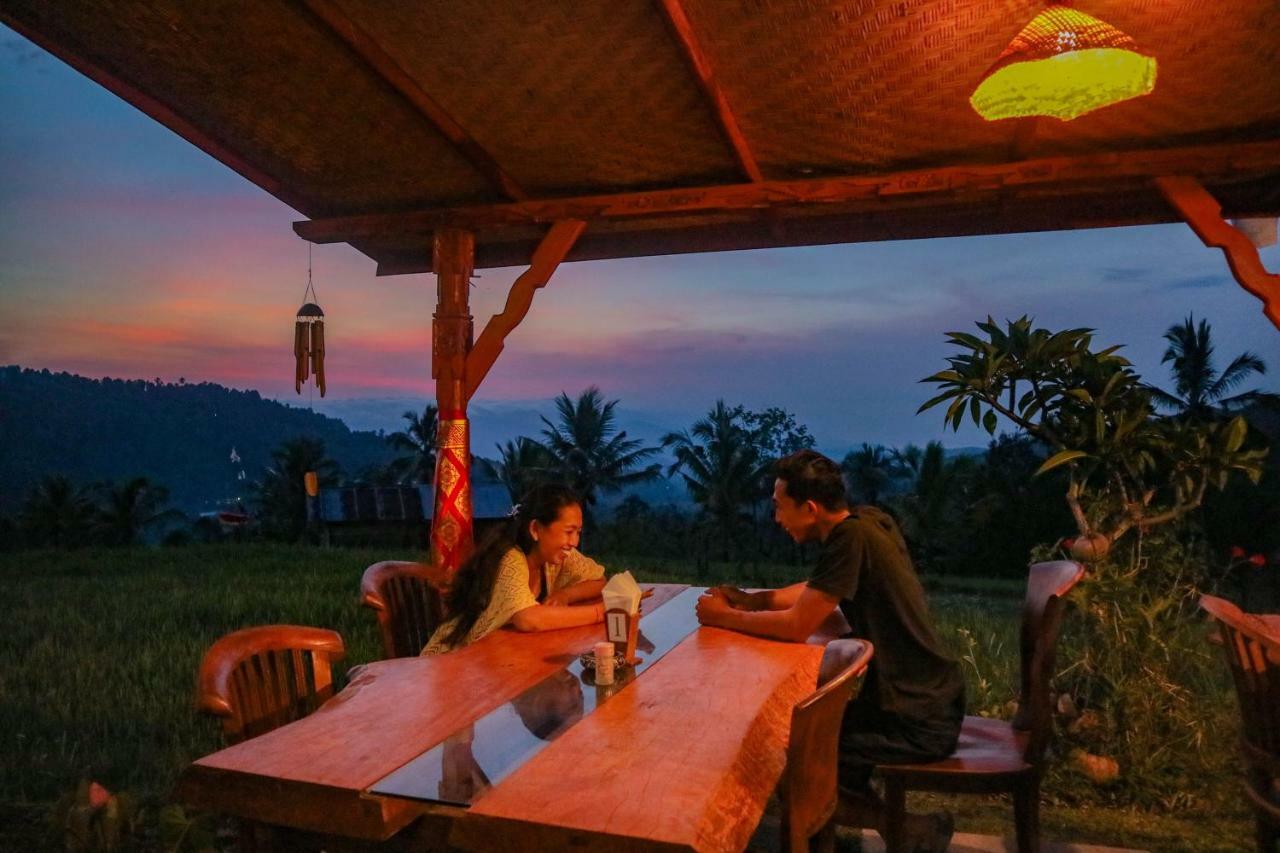Puri Sunny Camp Villa Munduk Eksteriør bilde
